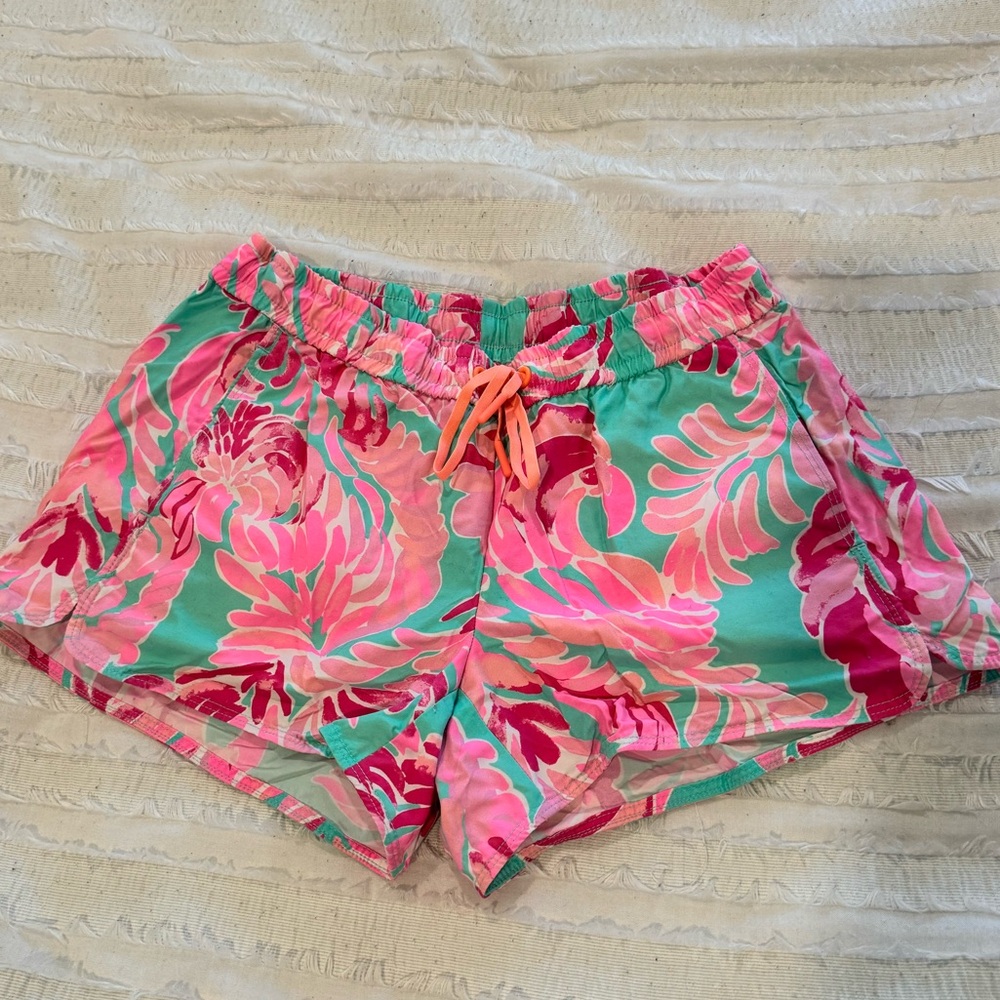 Lilly Pulitzer Luxletic Flamingo Shorts
